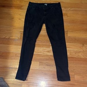 Black Skinny Jeans
